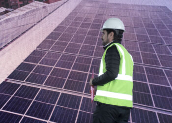 𝙀𝙢𝙗𝙤𝙡 𝙚𝙣𝙘𝙞𝙚𝙣𝙙𝙚 𝙨𝙪 𝙥𝙡𝙖𝙣𝙩𝙖 𝙙𝙚 𝙀𝙡 𝘼𝙡𝙩𝙤 𝙘𝙤𝙣 𝙚𝙣𝙚𝙧𝙜í𝙖 𝙨𝙤𝙡𝙖𝙧 𝙮 𝙧𝙚𝙛𝙪𝙚𝙧𝙯𝙖 𝙨𝙪 𝙘𝙤𝙢𝙥𝙧𝙤𝙢𝙞𝙨𝙤 𝙘𝙤𝙣 𝙡𝙖 𝙨𝙤𝙨𝙩𝙚𝙣𝙞𝙗𝙞𝙡𝙞𝙙𝙖𝙙