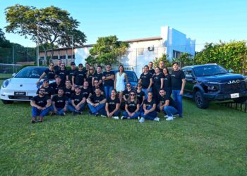 𝐉𝐀𝐂 𝐁𝐨𝐥𝐢𝐯𝐢𝐚 𝐩𝐫𝐞𝐬𝐞𝐧𝐭𝐚 𝐬𝐮 𝐞𝐬𝐭𝐫𝐚𝐭𝐞𝐠𝐢𝐚 𝟐𝟎𝟐𝟔 𝐲 𝐥𝐚𝐧𝐳𝐚 𝐥𝐨𝐬 𝐦𝐨𝐝𝐞𝐥𝐨𝐬 𝐄𝟑𝟎𝐗 𝐲 𝐓𝟗 𝐞𝐧 𝐬𝐮 𝐜𝐨𝐧𝐯𝐞𝐧𝐜𝐢ó𝐧 𝐚𝐧𝐮𝐚𝐥