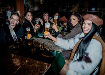 𝗛𝗨𝗔𝗥𝗜 𝗿𝗲𝗮𝗹𝘇𝗮 𝗹𝗮 𝗴𝗮𝘀𝘁𝗿𝗼𝗻𝗼𝗺í𝗮 𝗯𝗼𝗹𝗶𝘃𝗶𝗮𝗻𝗮 𝗷𝘂𝗻𝘁𝗼 𝗮 𝗰𝗮𝗻𝗱𝗶𝗱𝗮𝘁𝗮𝘀 𝗱𝗲 𝗥𝗲𝗶𝗻𝗮 𝗛𝗶𝘀𝗽𝗮𝗻𝗼𝗮𝗺𝗲𝗿𝗶𝗰𝗮𝗻𝗮 𝗲𝗻 𝗟𝗮 𝗣𝗮𝘇