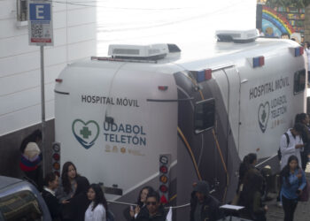 𝗣𝗿𝗼𝘆𝗲𝗰𝘁𝗼 𝗙é𝗻𝗶𝘅 𝗮𝗰𝘁𝗶𝘃𝗮 𝗳𝗹𝗼𝘁𝗮 𝗶𝗻é𝗱𝗶𝘁𝗮 𝗱𝗲 𝗵𝗼𝘀𝗽𝗶𝘁𝗮𝗹𝗲𝘀 𝗺ó𝘃𝗶𝗹𝗲𝘀 𝗲𝗹é𝗰𝘁𝗿𝗶𝗰𝗼𝘀 𝗽𝗮𝗿𝗮 𝗿𝗲𝗳𝗼𝗿𝘇𝗮𝗿 𝗹𝗮 𝘀𝗮𝗹𝘂𝗱 𝗽ú𝗯𝗹𝗶𝗰𝗮 𝗲𝗻 𝗕𝗼𝗹𝗶𝘃𝗶𝗮