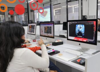 𝐔𝐧𝐢𝐯𝐞𝐫𝐬𝐢𝐝𝐚𝐝 𝐩𝐚𝐫𝐚 𝐞𝐥 𝐃𝐞𝐬𝐚𝐫𝐫𝐨𝐥𝐥𝐨 𝐲 𝐥𝐚 𝐈𝐧𝐧𝐨𝐯𝐚𝐜𝐢ó𝐧 𝐜𝐮𝐦𝐩𝐥𝐞 𝐮𝐧 𝐚ñ𝐨 𝐝𝐞 𝐭𝐫𝐚𝐧𝐬𝐟𝐨𝐫𝐦𝐚𝐜𝐢ó𝐧 𝐚𝐜𝐚𝐝é𝐦𝐢𝐜𝐚 𝐛𝐚𝐣𝐨 𝐬𝐮 𝐧𝐮𝐞𝐯𝐚 𝐠𝐞𝐬𝐭𝐢ó𝐧