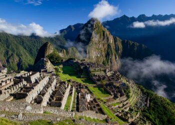 𝗣𝗲𝗿ú 𝗿𝗲𝗮𝗳𝗶𝗿𝗺𝗮 𝘀𝘂 𝗹𝗶𝗱𝗲𝗿𝗮𝘇𝗴𝗼 𝗰𝗼𝗺𝗼 𝗠𝗲𝗷𝗼𝗿 𝗗𝗲𝘀𝘁𝗶𝗻𝗼 𝗖𝘂𝗹𝘁𝘂𝗿𝗮𝗹 𝘆 𝗖𝘂𝗹𝗶𝗻𝗮𝗿𝗶𝗼 𝗱𝗲𝗹 𝗠𝘂𝗻𝗱𝗼