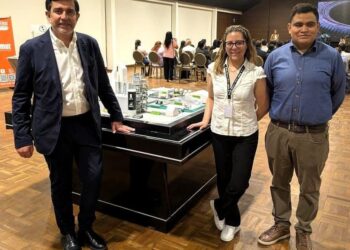 𝐍𝐞𝐭𝐆𝐫𝐞𝐞𝐧 𝐜𝐨𝐧𝐯𝐢𝐞𝐫𝐭𝐞 𝐫𝐞𝐬𝐢𝐝𝐮𝐨𝐬 𝐞𝐧 𝐞𝐧𝐞𝐫𝐠í𝐚 𝐩𝐚𝐫𝐚 𝐝𝐞𝐬𝐜𝐚𝐫𝐛𝐨𝐧𝐢𝐳𝐚𝐫 𝐥𝐚 𝐢𝐧𝐝𝐮𝐬𝐭𝐫𝐢𝐚 𝐜𝐞𝐦𝐞𝐧𝐭𝐞𝐫𝐚