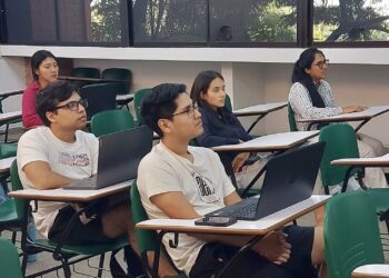 𝐔𝐏𝐒𝐀 𝐢𝐧𝐭𝐞𝐠𝐫𝐚 𝐜𝐮𝐫𝐬𝐨𝐬 𝐝𝐞 𝐇𝐮𝐚𝐰𝐞𝐢 𝐞𝐧 𝐬𝐮 𝐦𝐚𝐥𝐥𝐚 𝐜𝐮𝐫𝐫𝐢𝐜𝐮𝐥𝐚𝐫 𝐲 𝐚𝐦𝐩𝐥í𝐚 𝐜𝐞𝐫𝐭𝐢𝐟𝐢𝐜𝐚𝐜𝐢𝐨𝐧𝐞𝐬 𝐞𝐧 𝐭𝐞𝐜𝐧𝐨𝐥𝐨𝐠í𝐚