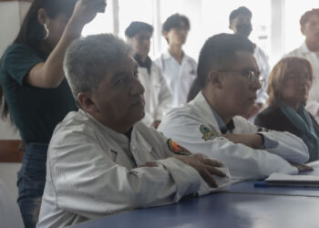 𝐌é𝐝𝐢𝐜𝐨𝐬 𝐛𝐨𝐥𝐢𝐯𝐢𝐚𝐧𝐨𝐬 𝐞𝐧𝐜𝐚𝐛𝐞𝐳𝐚𝐧 𝐞𝐥 𝐑𝐞𝐯𝐚𝐥𝐢𝐝𝐚 𝐝𝐞 𝐁𝐫𝐚𝐬𝐢𝐥 𝐲 𝐩𝐨𝐬𝐢𝐜𝐢𝐨𝐧𝐚𝐧 𝐚𝐥 𝐩𝐚í𝐬 𝐜𝐨𝐦𝐨 𝐞𝐱𝐩𝐨𝐫𝐭𝐚𝐝𝐨𝐫 𝐝𝐞 𝐭𝐚𝐥𝐞𝐧𝐭𝐨 𝐦é𝐝𝐢𝐜𝐨