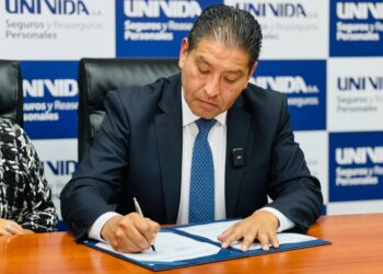 𝑼𝑵𝑰𝑽𝑰𝑫𝑨 𝒇𝒐𝒓𝒕𝒂𝒍𝒆𝒄𝒆 𝒔𝒖 𝒑𝒓𝒆𝒔𝒆𝒏𝒄𝒊𝒂 𝒄𝒐𝒏 𝒄𝒓𝒆𝒄𝒊𝒎𝒊𝒆𝒏𝒕𝒐 𝒆𝒏 𝒔𝒆𝒈𝒖𝒓𝒐𝒔 𝒚 𝒂𝒕𝒆𝒏𝒄𝒊ó𝒏 𝒆𝒇𝒊𝒄𝒊𝒆𝒏𝒕𝒆