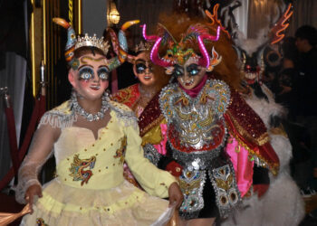 𝑬𝒅𝒊𝒄𝒊ó𝒏 “𝑮𝒓𝒂𝒏 𝑷𝒐𝒅𝒆𝒓” 𝒅𝒆 𝑩𝒖𝒓𝒈𝒖𝒆𝒔𝒂 𝒄𝒆𝒍𝒆𝒃𝒓𝒂 𝒇𝒆, 𝒕𝒓𝒂𝒅𝒊𝒄𝒊ó𝒏 𝒆 𝒊𝒅𝒆𝒏𝒕𝒊𝒅𝒂𝒅 𝒑𝒂𝒄𝒆ñ𝒂