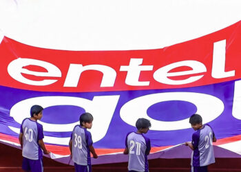 𝐄𝐍𝐓𝐄𝐋 𝐆𝐎𝐋 𝐝𝐞𝐛𝐮𝐭𝐚 𝐝𝐞𝐬𝐝𝐞 𝐞𝐥 𝐇𝐞𝐫𝐧𝐚𝐧𝐝𝐨 𝐒𝐢𝐥𝐞𝐬 𝐜𝐨𝐧 𝐜𝐨𝐛𝐞𝐫𝐭𝐮𝐫𝐚 𝐭𝐨𝐭𝐚𝐥 𝐝𝐞𝐥 𝐟ú𝐭𝐛𝐨𝐥 𝐛𝐨𝐥𝐢𝐯𝐢𝐚𝐧𝐨